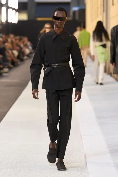 Look 43